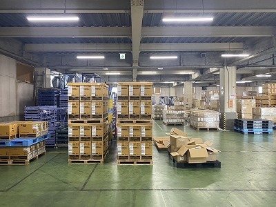 倉庫部　製品課.jpg